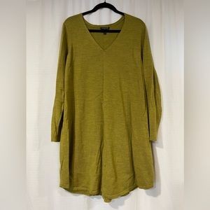 Eileen Fisher - 1X - Green Italian Yarn V Neck Sweater